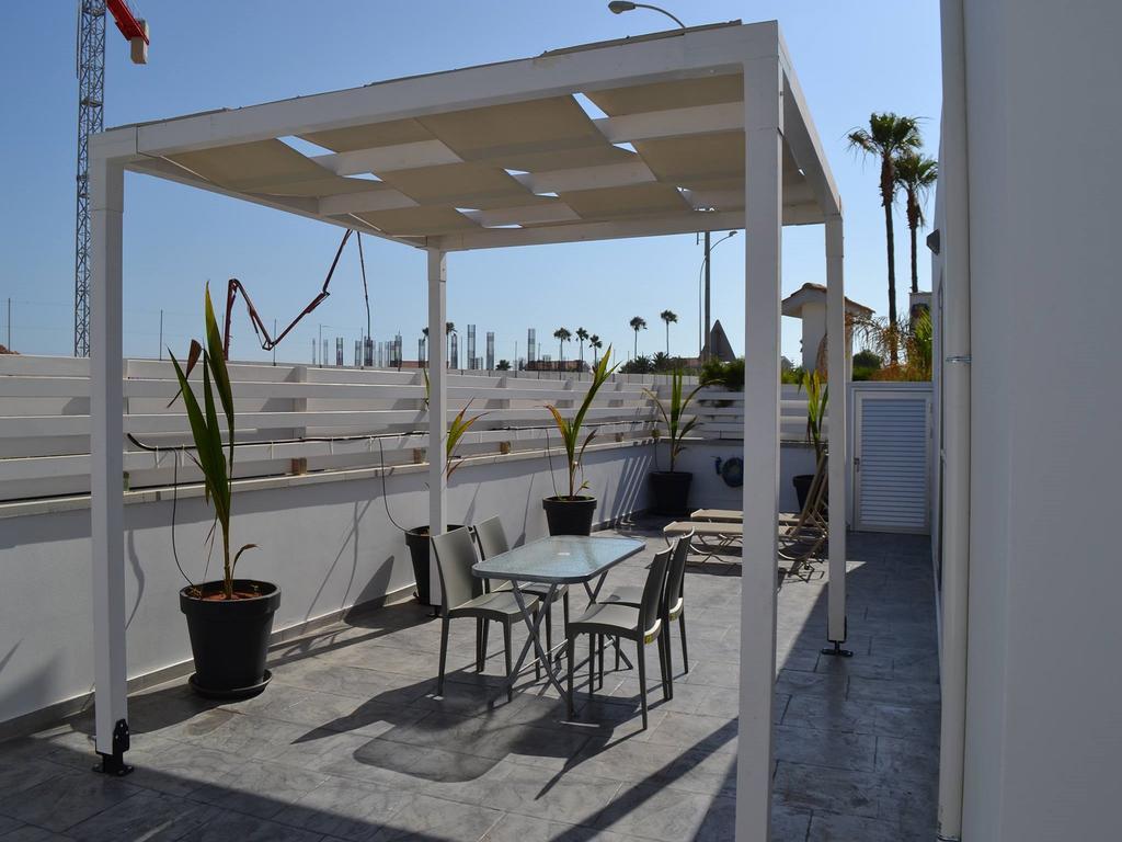 Makronissos Beach Studio أيا نابا المظهر الخارجي الصورة